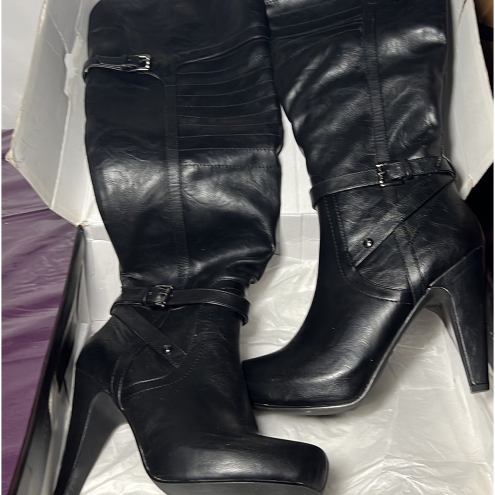 WOMENS GUESS PLATFORM BOOTS